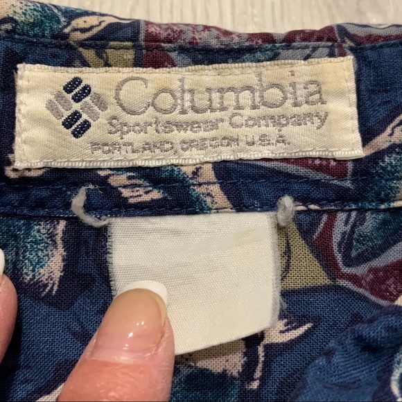 Vintage COLUMBIA Short Sleeve Button Up Fish Shirt - Picture 7 of 9